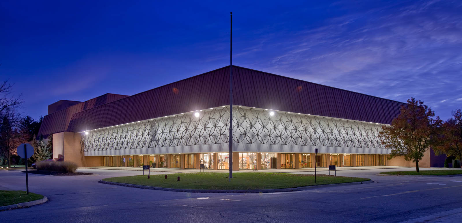 Midland center for the Arts Building Exterior at Night
